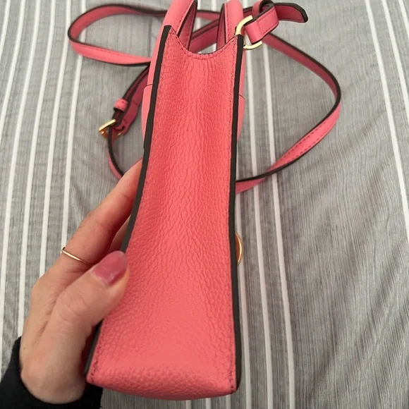 Michael Kors Mercer Extra-Small / Mini Pebbled Leather satchel purse / bag - Picture 7 of 12